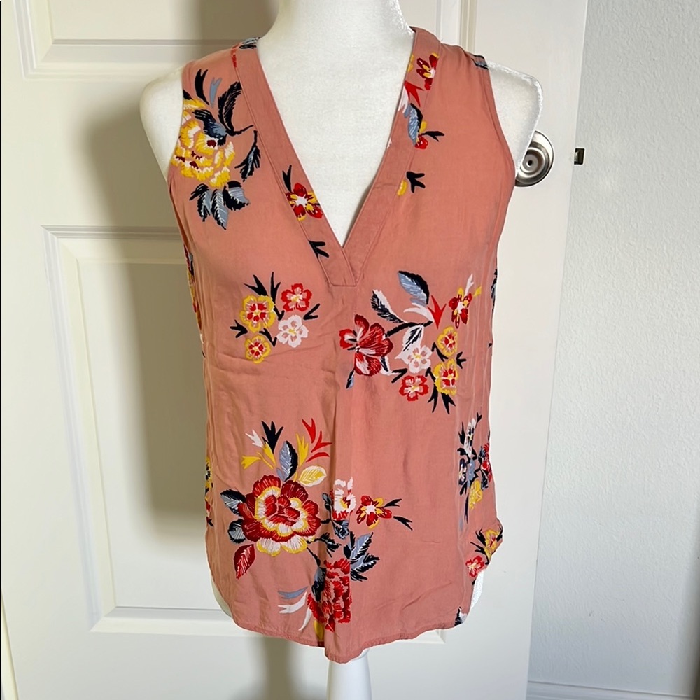 EUC Old Navy Floral Sleeveless Top - Pink XS